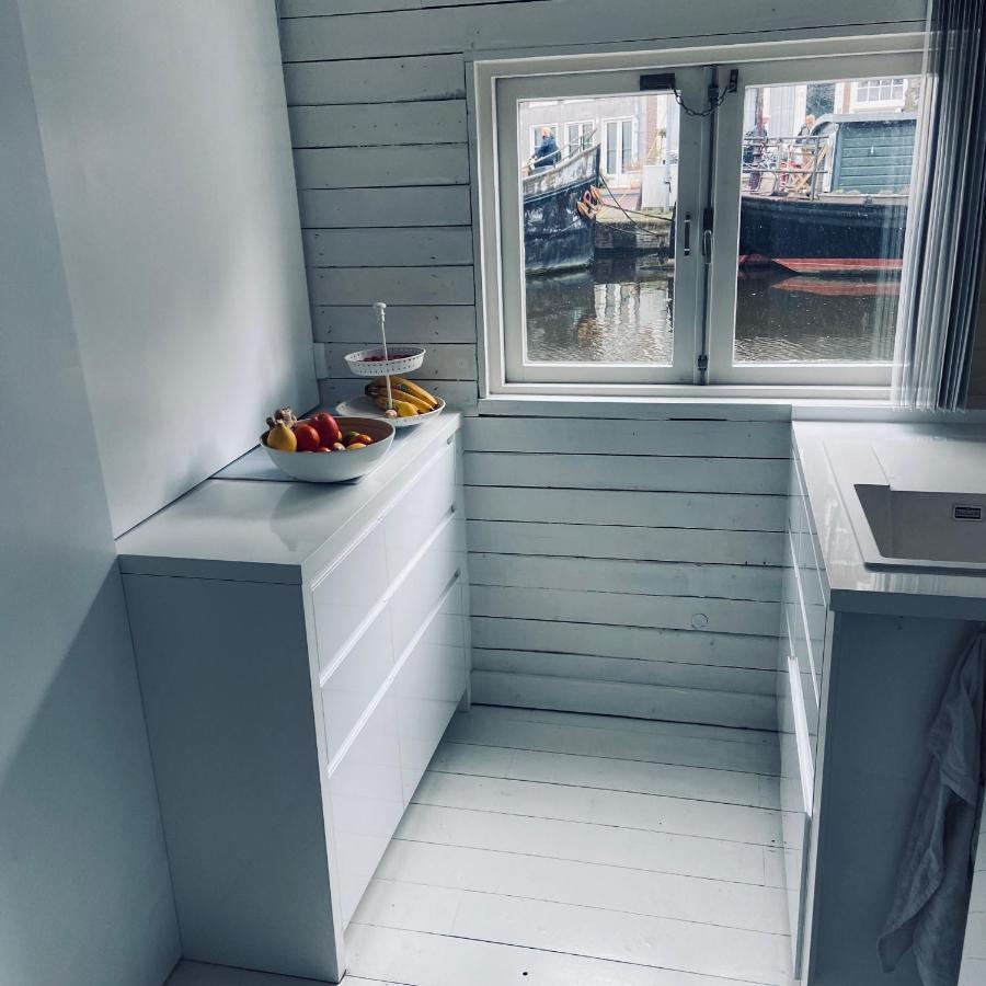 Bed and Breakfast Houseboat Bonnie Amsterdam Zewnętrze zdjęcie